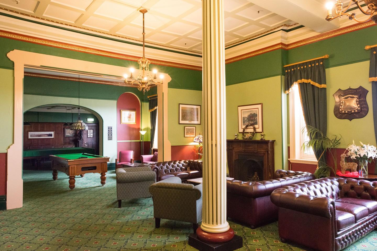 Carrington Hotel